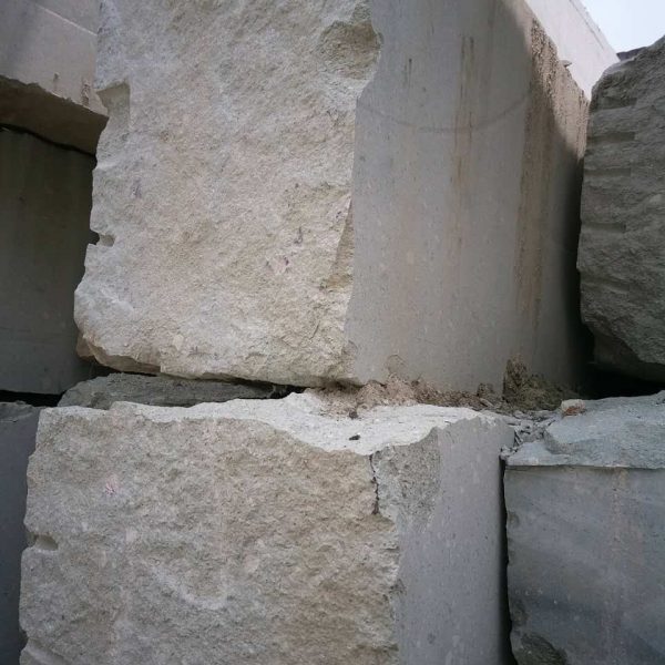 Ouming natrual-stone-granite-Vanilla green-block