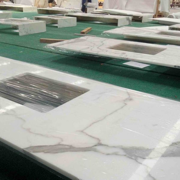 calacatta marble countertop